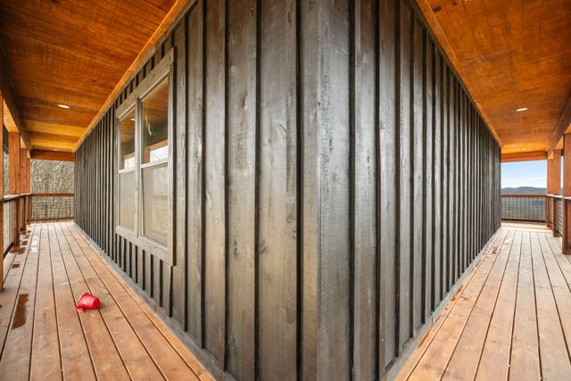 424 Spirit Lane, Frenchburg, KY 40322