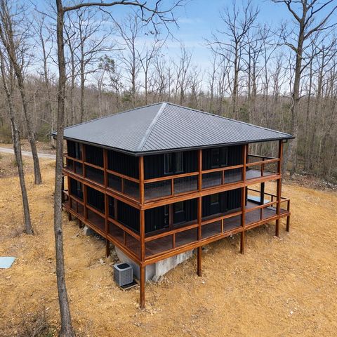 424 Spirit Lane, Frenchburg, KY 40322