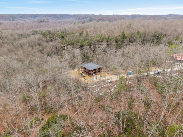 424 Spirit Lane, Frenchburg, KY 40322