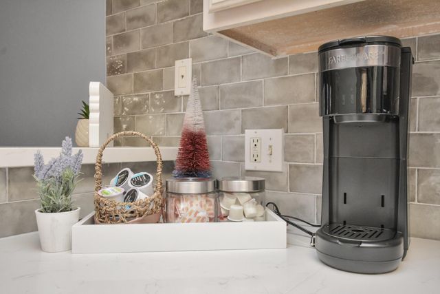 2626 Holly Hall Street 1207, Houston, TX 77054