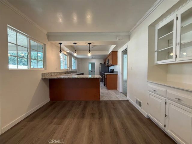 1410 S 5th Avenue, Arcadia, CA 91006