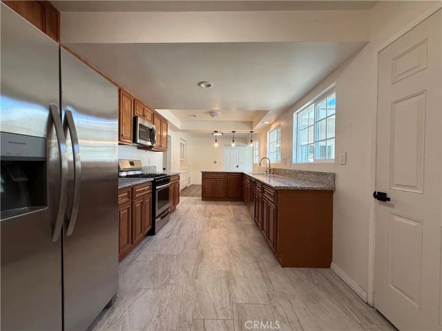 1410 S 5th Avenue, Arcadia, CA 91006