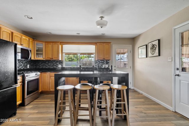 449 E CONTINENTAL Drive, Tempe, AZ 85288