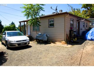 1552 Se KANE St, Roseburg, OR 97470