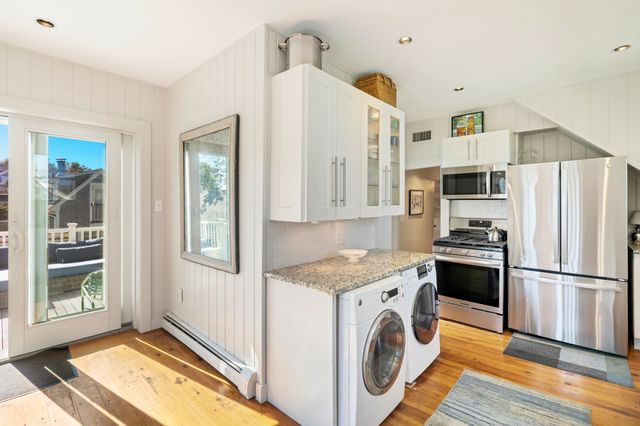 12 Cottage Street UNIT 2, Provincetown, MA 02657