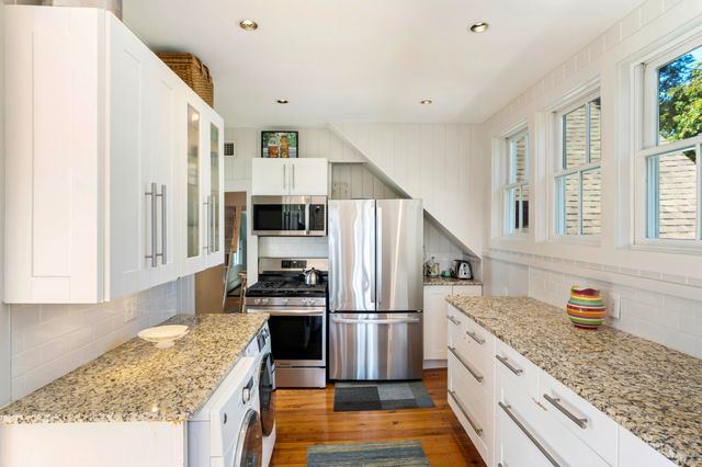 12 Cottage Street UNIT 2, Provincetown, MA 02657