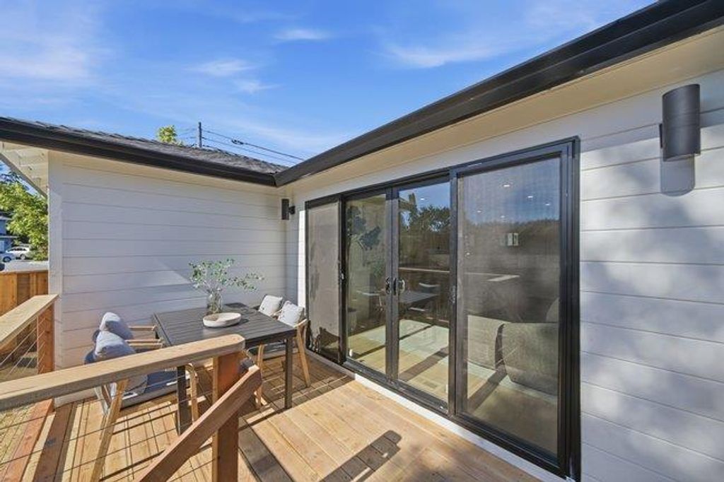 Image 27 of property listing at 80 Hilltop Drive, San Carlos, CA 94070