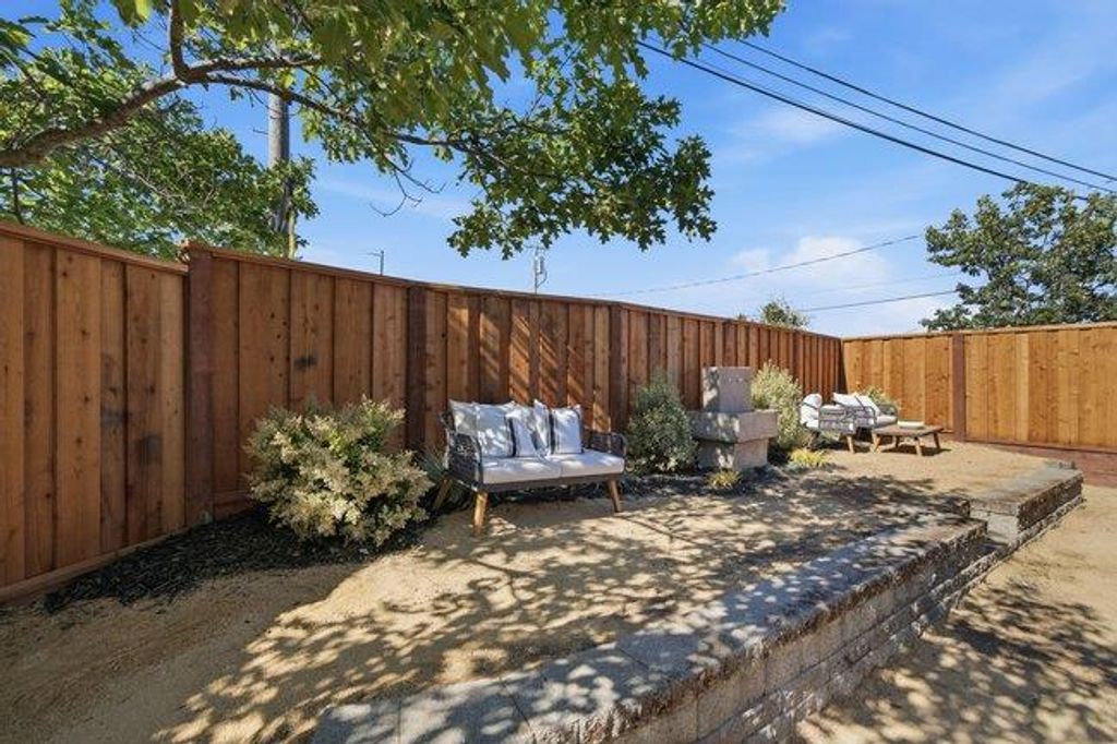 Image 35 of property listing at 80 Hilltop Drive, San Carlos, CA 94070