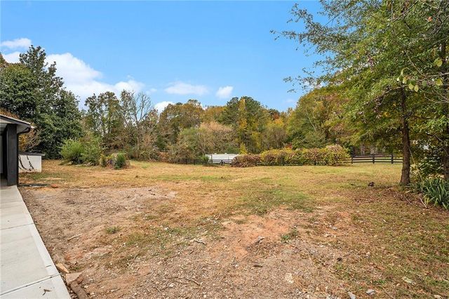 6219 Heardsville Road, Cumming, GA 30028