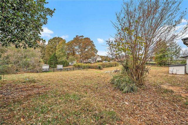 6219 Heardsville Road, Cumming, GA 30028