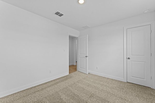 119 Union Pacific DR, Cedar Creek, TX 78612