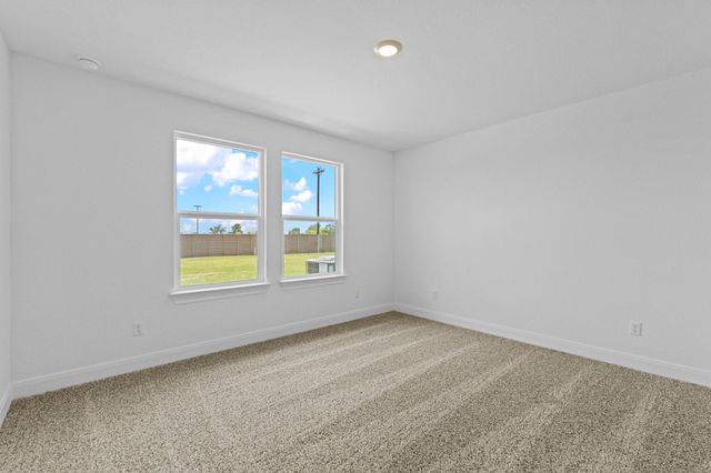 119 Union Pacific DR, Cedar Creek, TX 78612