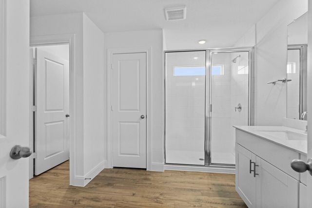 119 Union Pacific DR, Cedar Creek, TX 78612