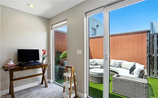 40 Rader St Apt 504, Norfolk, VA 23510