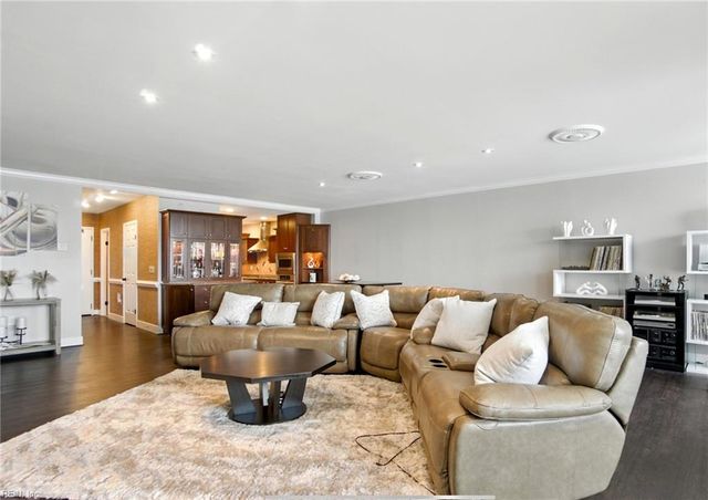 40 Rader St Apt 504, Norfolk, VA 23510