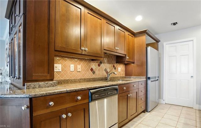 40 Rader St Apt 504, Norfolk, VA 23510