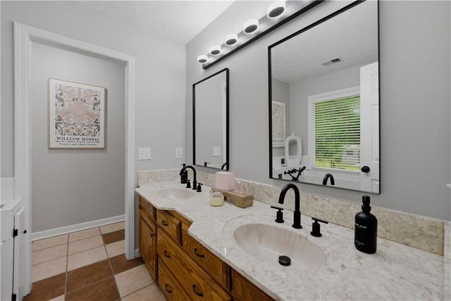 542 Knox Chapel Road, Social Circle, GA 30025