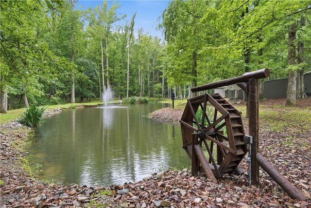 542 Knox Chapel Road, Social Circle, GA 30025