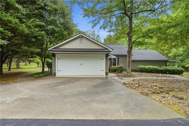 542 Knox Chapel Road, Social Circle, GA 30025