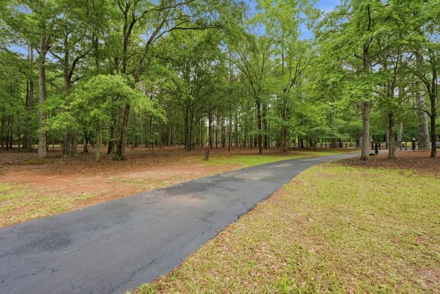 542 Knox Chapel Road, Social Circle, GA 30025