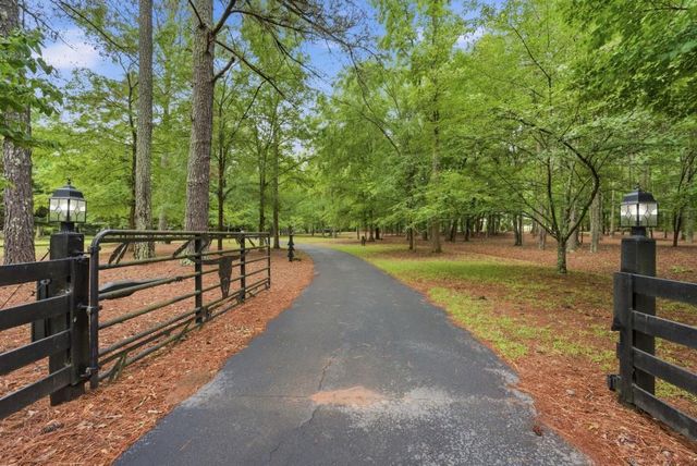 542 Knox Chapel Road, Social Circle, GA 30025