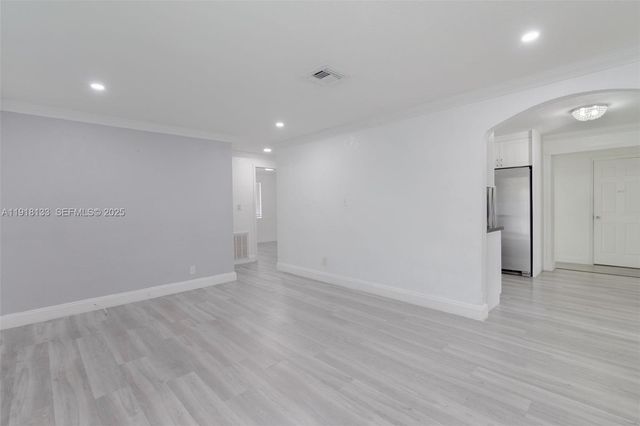 6634 Hope St, Hollywood, FL 33024