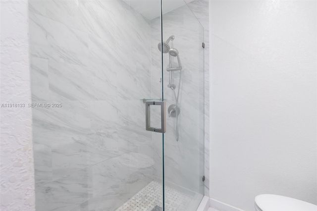 6634 Hope St, Hollywood, FL 33024