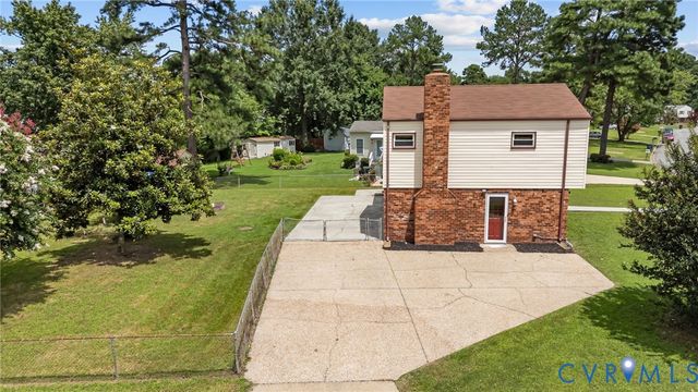 10100 Kexby Rd, Henrico, VA 23228