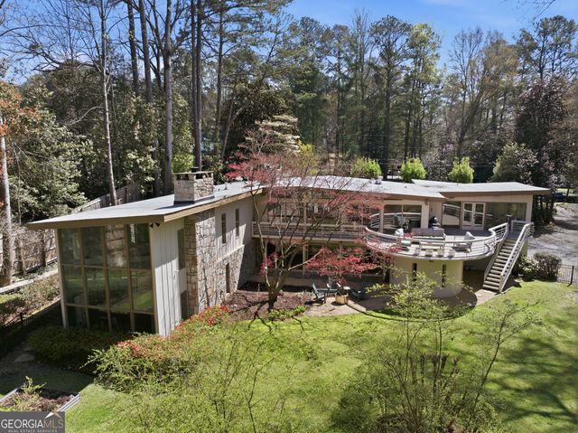 505 Hollydale Court NW, Atlanta, GA 30342