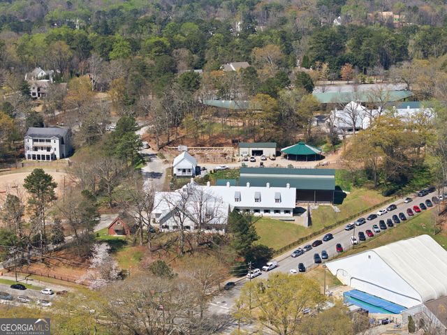 505 Hollydale Court NW, Atlanta, GA 30342