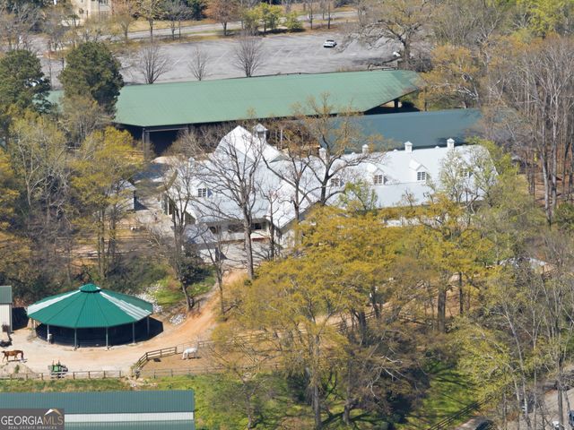 505 Hollydale Court NW, Atlanta, GA 30342