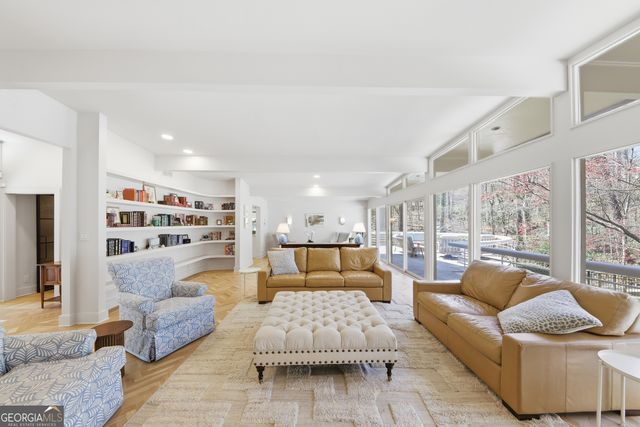 505 Hollydale Court NW, Atlanta, GA 30342