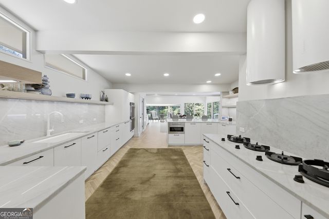 505 Hollydale Court NW, Atlanta, GA 30342