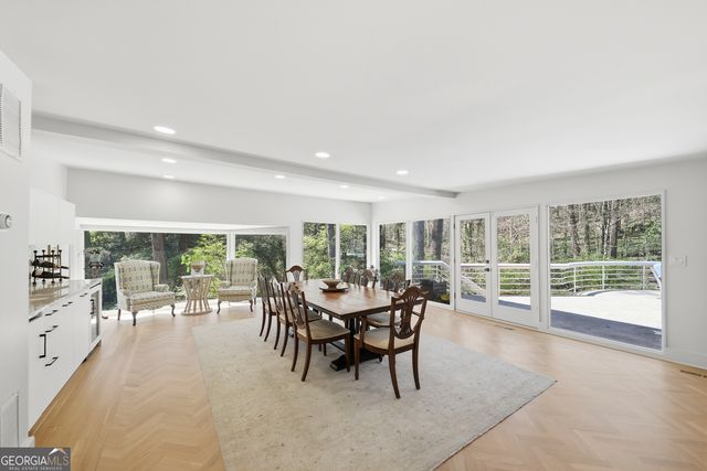 505 Hollydale Court NW, Atlanta, GA 30342