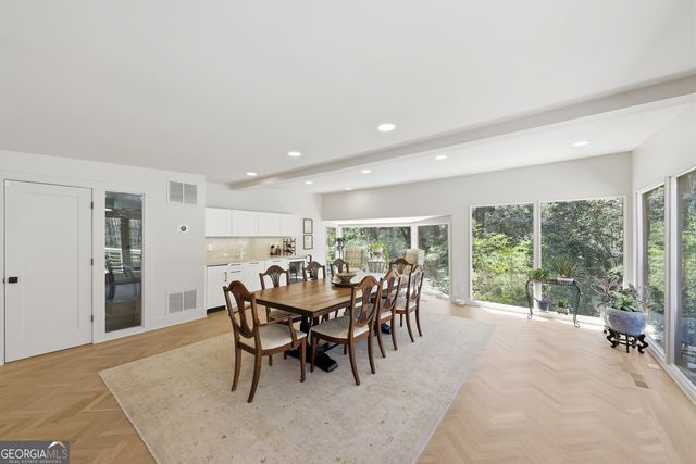 505 Hollydale Court NW, Atlanta, GA 30342