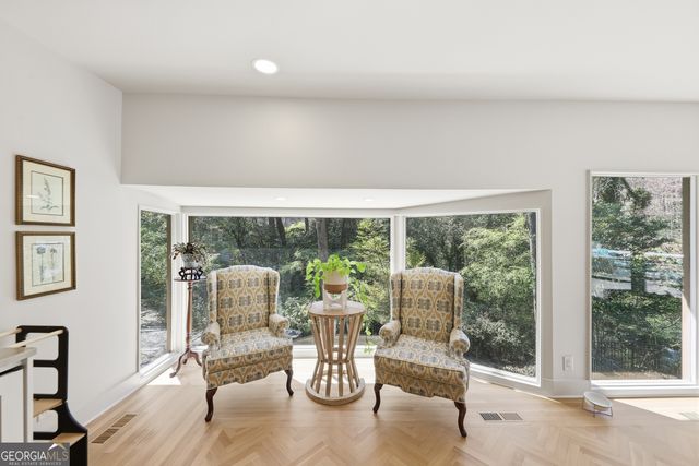 505 Hollydale Court NW, Atlanta, GA 30342