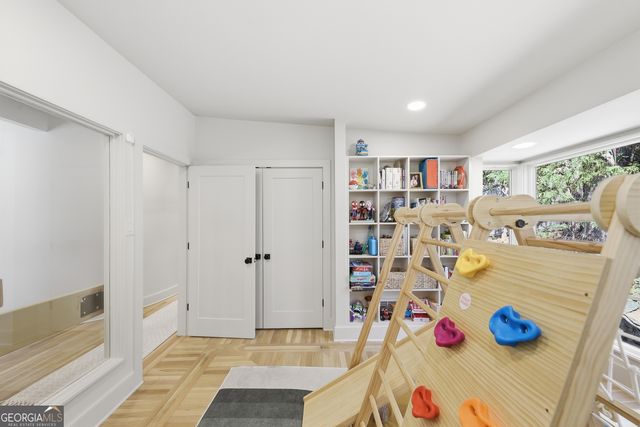 505 Hollydale Court NW, Atlanta, GA 30342