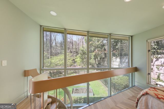 505 Hollydale Court NW, Atlanta, GA 30342