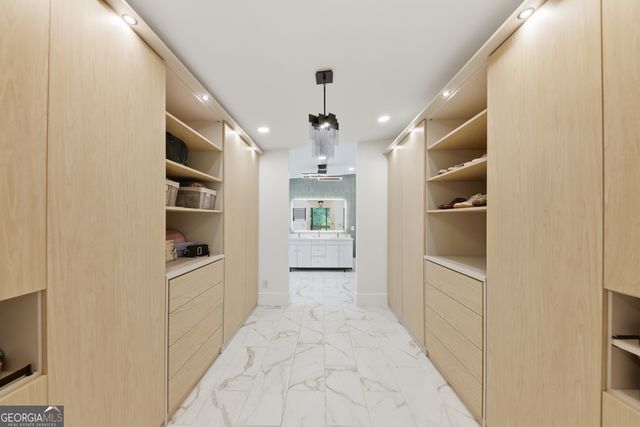 505 Hollydale Court NW, Atlanta, GA 30342