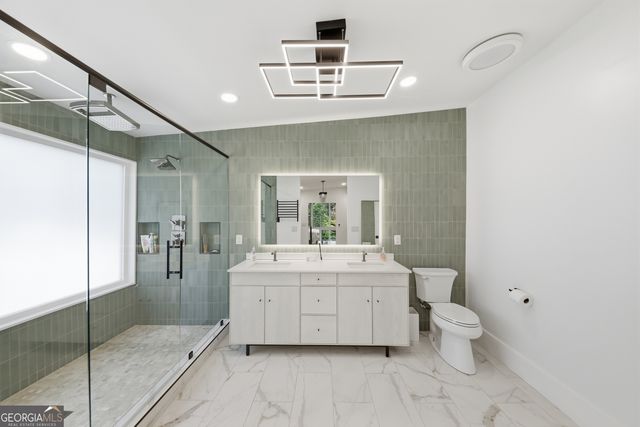 505 Hollydale Court NW, Atlanta, GA 30342