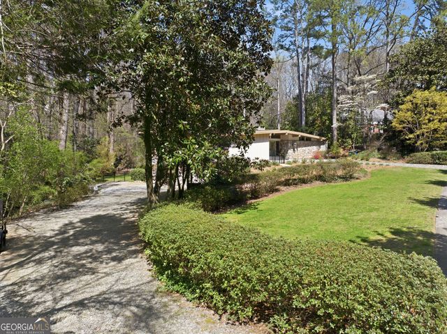 505 Hollydale Court NW, Atlanta, GA 30342