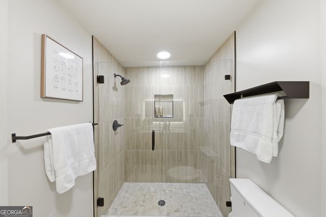 505 Hollydale Court NW, Atlanta, GA 30342