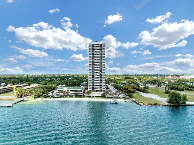 5600 N Flagler Drive 1605, West Palm Beach, FL 33407