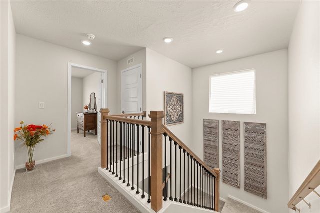 10615 N Paiute Dr, Spokane, WA 99208