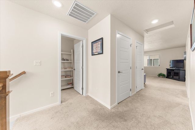 10615 N Paiute Dr, Spokane, WA 99208