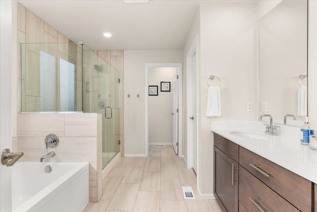 10615 N Paiute Dr, Spokane, WA 99208