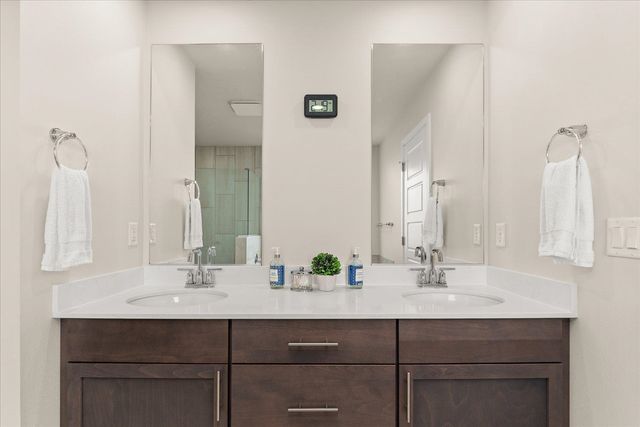 10615 N Paiute Dr, Spokane, WA 99208