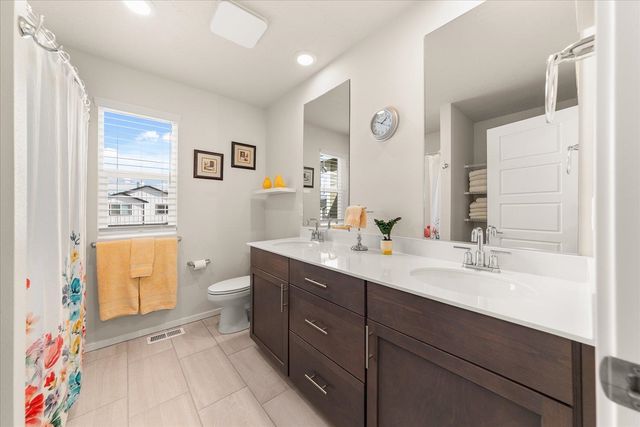 10615 N Paiute Dr, Spokane, WA 99208