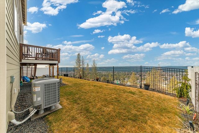 10615 N Paiute Dr, Spokane, WA 99208