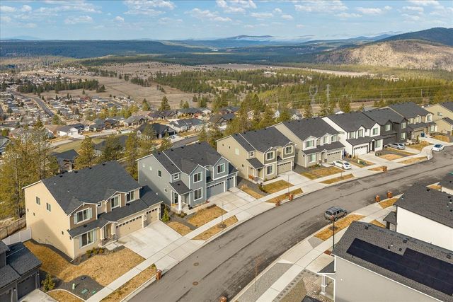 10615 N Paiute Dr, Spokane, WA 99208